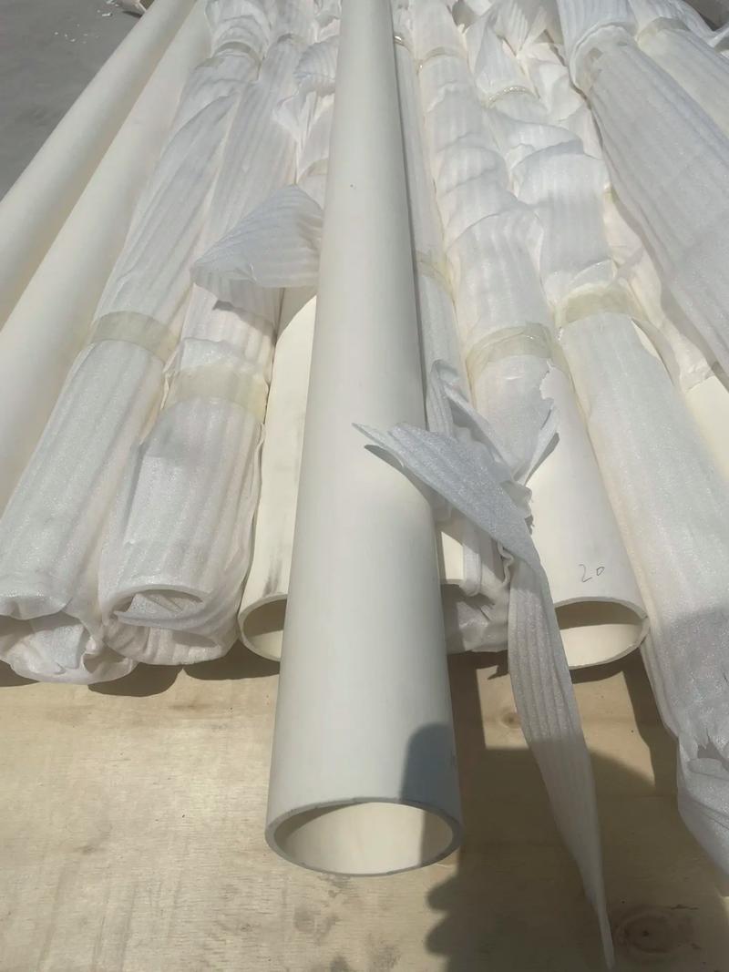 辽宁鸿一特陶出品 高品质99瓷刚玉管，规格90x2300毫米